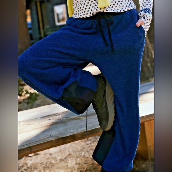 FREE PEOPLE MOVEMENT Cuddle Up Fleece Jogger Pants Size Large NWT - Picture 1 of 8